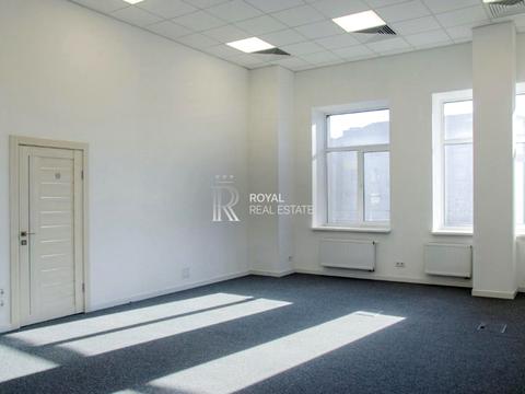 коммерческая по адресу Елены Телиги ул., 6