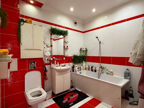 квартира за адресою Вишнева вул., 10