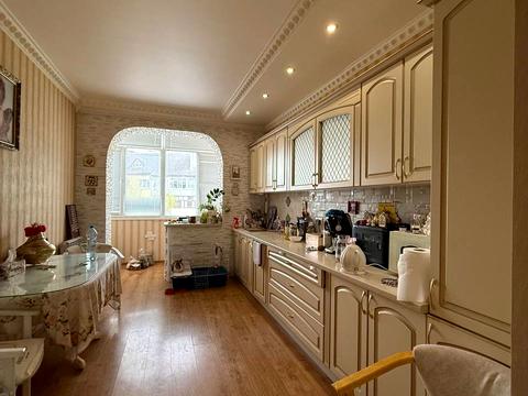 квартира за адресою Вишнева вул., 10