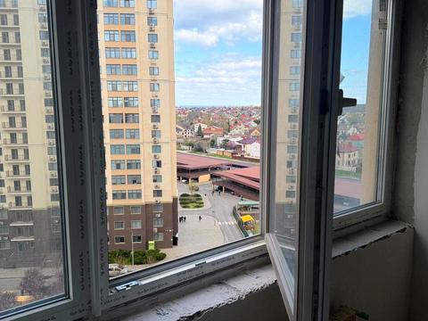 квартира за адресою Перлинна вул., 8