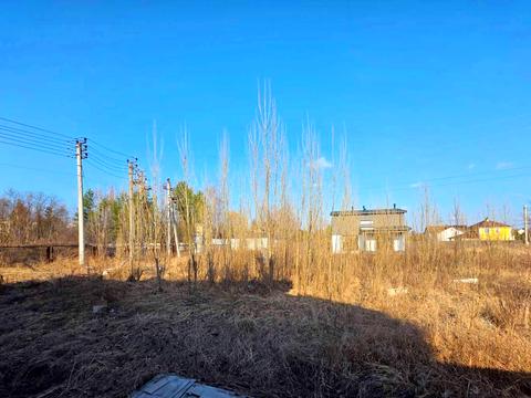 участок по адресу Анатолия Соловьяненко ул.
