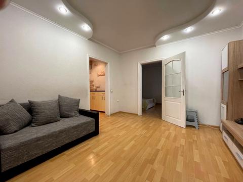 квартира за адресою Срібнокільська вул., 16