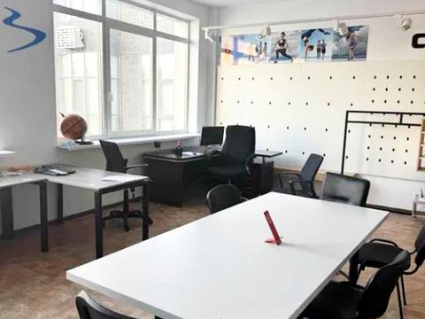 комерційна за адресою Трускавецька вул., 10-Г