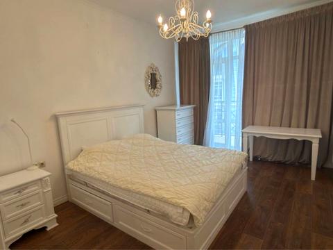 квартира за адресою Дегтярна вул., 7