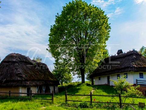 ділянка за адресою Лауреатська вул.