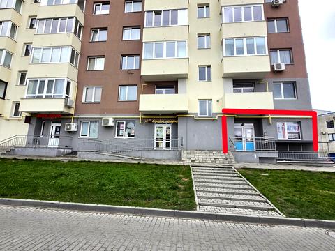 комерційна за адресою Угорська вул., 14е