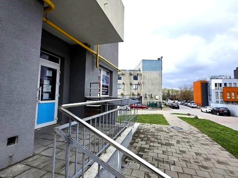комерційна за адресою Угорська вул., 14е