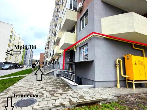 комерційна за адресою Угорська вул., 14е