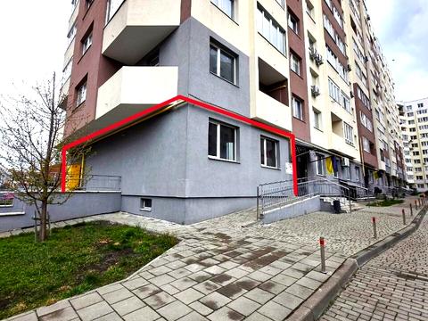 комерційна за адресою Угорська вул., 14е