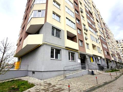 комерційна за адресою Угорська вул., 14е