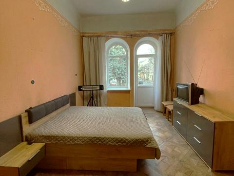 квартира за адресою Михайла Туган-Барановського вул., 6