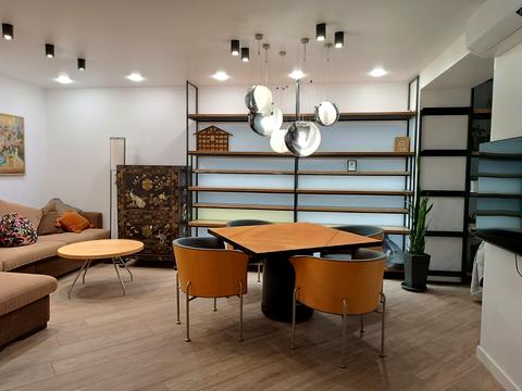 квартира по адресу Салютная ул., 1-Б