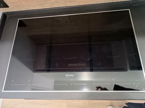 квартира по адресу Салютная ул., 1-Б