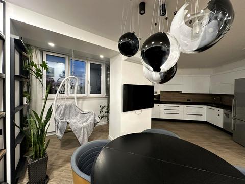 квартира по адресу Салютная ул., 1-Б