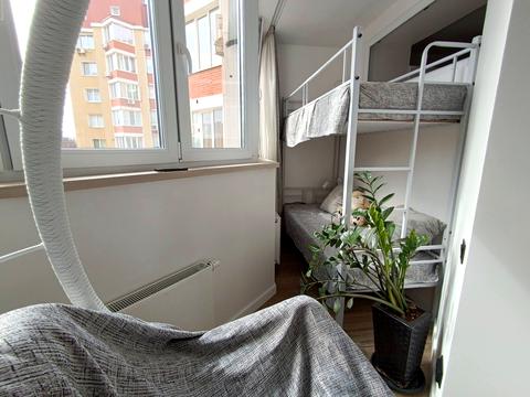 квартира по адресу Салютная ул., 1-Б