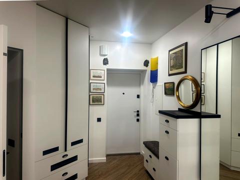 квартира по адресу Салютная ул., 1-Б