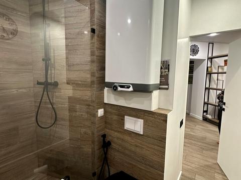 квартира по адресу Салютная ул., 1-Б