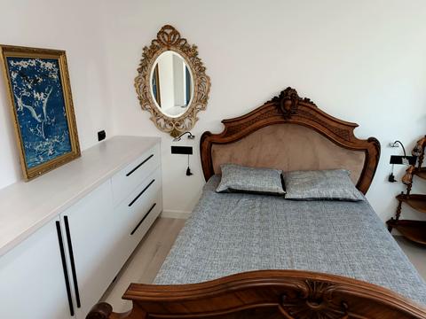 квартира по адресу Салютная ул., 1-Б