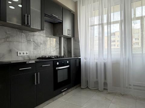 квартира за адресою Захисників України вул., 12