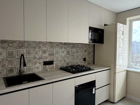 квартира за адресою Довженка вул., 39