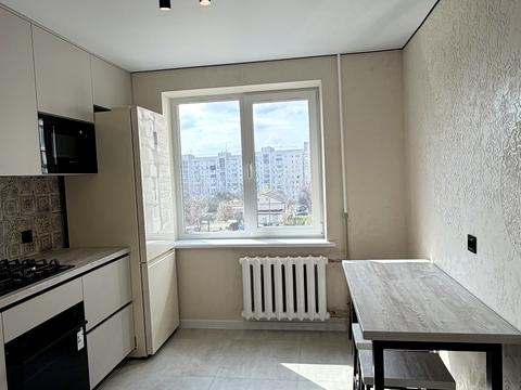 квартира за адресою Довженка вул., 39