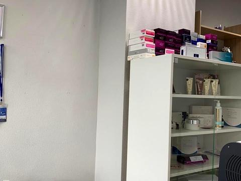 комерційна за адресою Олександра Мишуги вул., 10