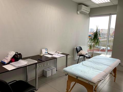 комерційна за адресою Олександра Мишуги вул., 10