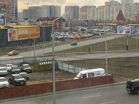 комерційна за адресою Олександра Мишуги вул., 10