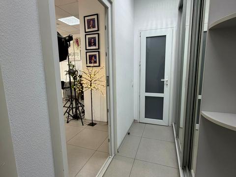 коммерческая по адресу Александра Мишуги ул., 10