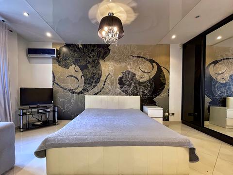 квартира за адресою Рибальська вул., 8