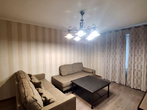 квартира по адресу Академика Глушкова просп., 9-Є