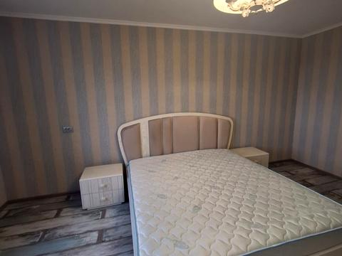 квартира по адресу Академика Глушкова просп., 9-Є