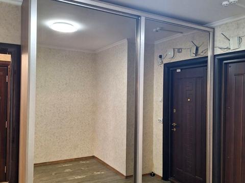 квартира по адресу Академика Глушкова просп., 9-Є