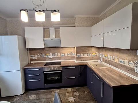 квартира по адресу Академика Глушкова просп., 9-Є