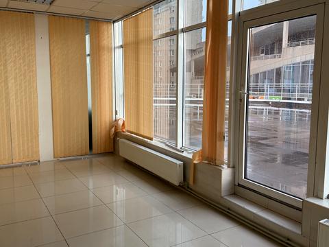 комерційна за адресою Середньофонтанська вул., 19-А