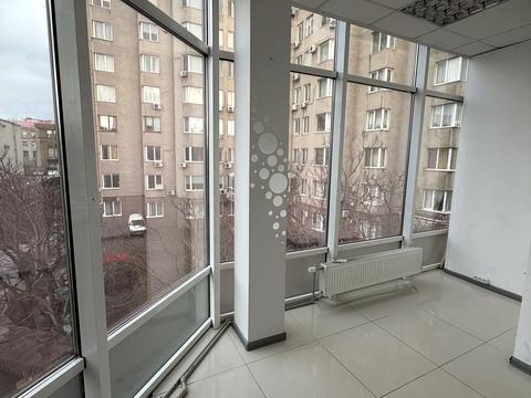 комерційна за адресою Середньофонтанська вул., 19-А