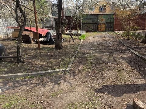 ділянка за адресою Михайла Комарова вул., 166