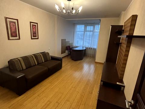 квартира по адресу Днепровская набережная ул., 1-А