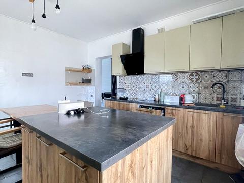 будинок за адресою Русанівська вул.