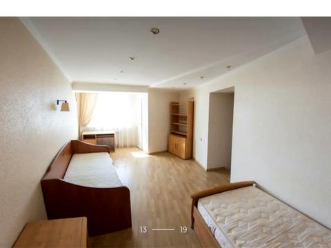 квартира за адресою Захисників України вул. (1-го Травня), 8а