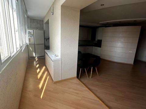 квартира за адресою Захисників України вул. (1-го Травня), 8а