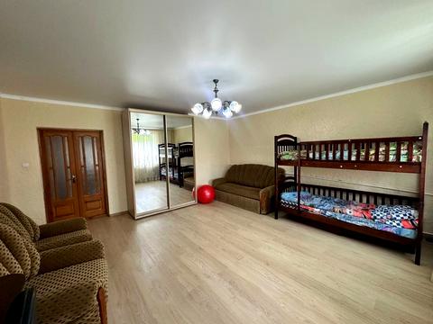 будинок за адресою Набережная