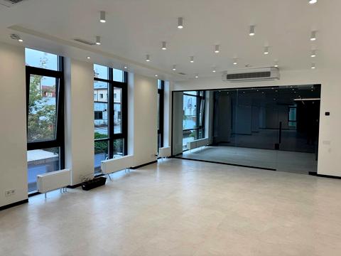 комерційна за адресою Газова вул., 7