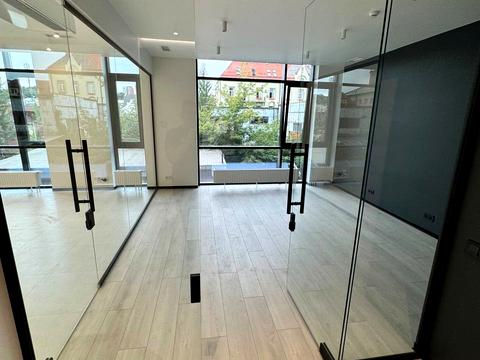 комерційна за адресою Газова вул., 7