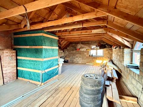 будинок за адресою Євгена Сверстюка вул. (Тарасова), 18