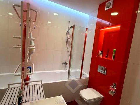 квартира за адресою Юнацька вул., 6