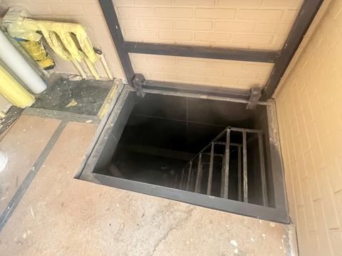 будинок за адресою Героїв України вул., 64