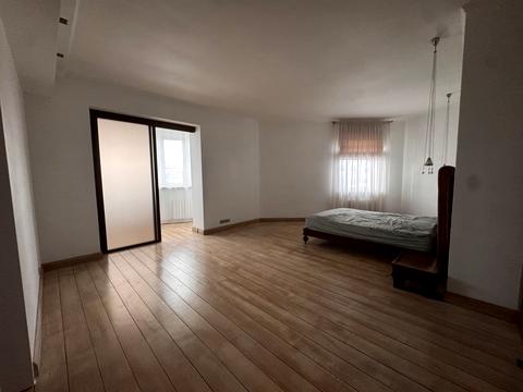 квартира за адресою Турівська вул., 31