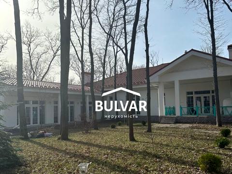 будинок за адресою Тихая ул.