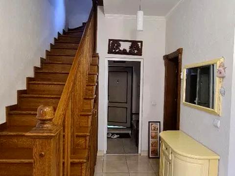 будинок за адресою Яблунева